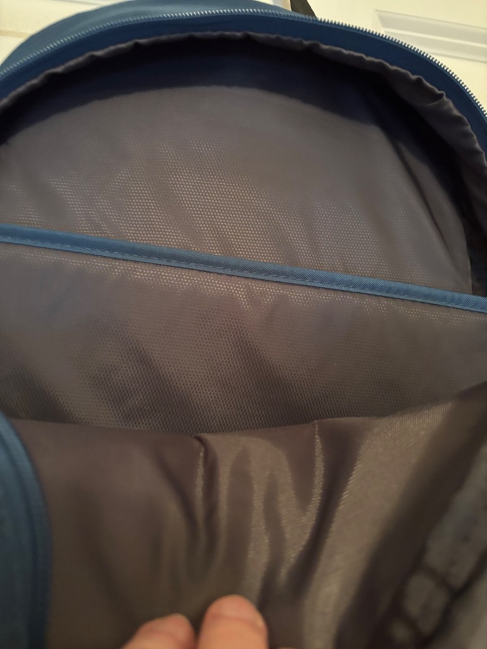 Teal Travelon Backpack - Picture 7 of 10